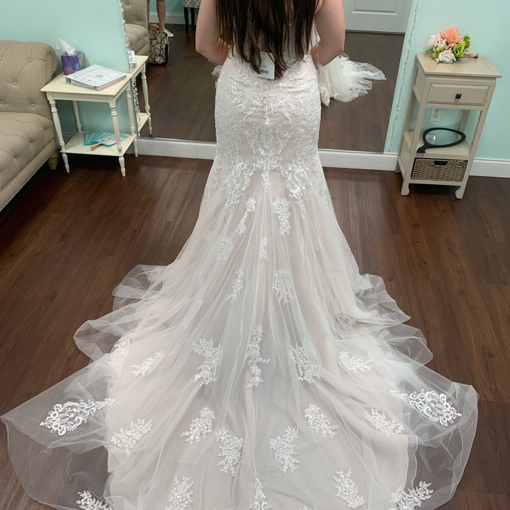 Mermaid wedding dress - Picture 2 of 4